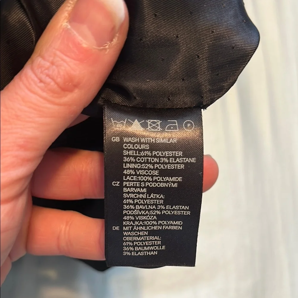 H&M Black Sweetheart Sheath Midi Dress - Picture 7 of 7